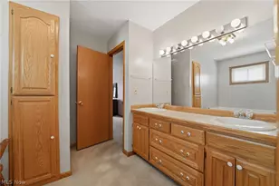 28 Lake Park Rd, Conneaut, OH 44030 - Photo 14