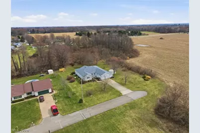 28 Lake Park Road, Conneaut, OH 44030 - Photo 4