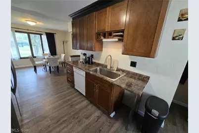 1228 Sarkies Drive NE, Warren, OH 44483 - Photo 10