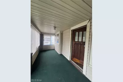 577 Rhodes Avenue, Akron, OH 44307 - Photo 2