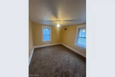 577 Rhodes Avenue, Akron, OH 44307 - Photo 12