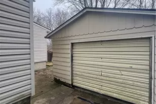 577 Rhodes Ave, Akron, OH 44307 - Photo 16