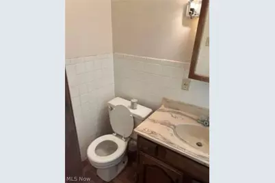 577 Rhodes Avenue, Akron, OH 44307 - Photo 4