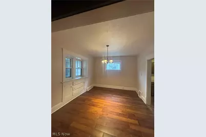 577 Rhodes Avenue, Akron, OH 44307 - Photo 4