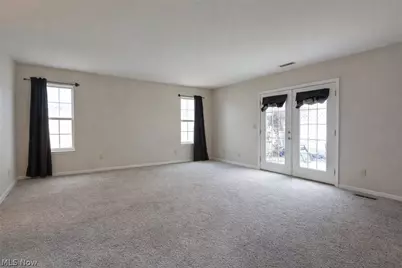 633 Lakeview Drive S, Grove City, OH 43123 - Photo 12