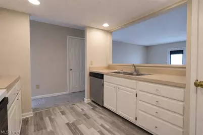 633 Lakeview Drive S, Grove City, OH 43123 - Photo 16