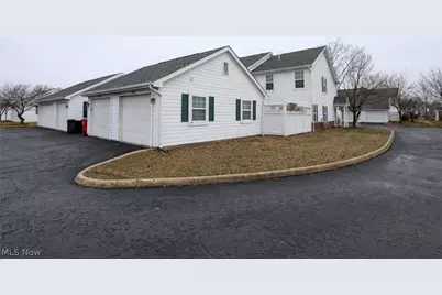 633 Lakeview Drive S, Grove City, OH 43123 - Photo 2