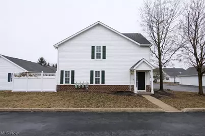 633 Lakeview Drive S, Grove City, OH 43123 - Photo 1