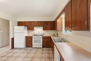 1285 Gale Dr, Kent, OH 44240 - Photo 14