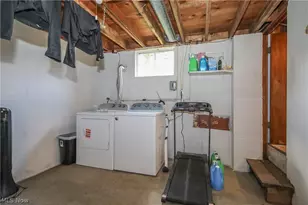 438 N Lincoln Ave, Barnesville, OH 43713 - Photo 16