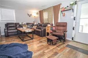 438 N Lincoln Ave, Barnesville, OH 43713 - Photo 8