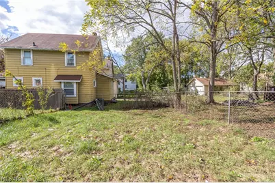 2278 26th Street SW, Akron, OH 44314 - Photo 24