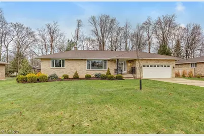 10152 Lynn Drive, North Royalton, OH 44133 - Photo 2