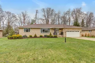 10152 Lynn Dr, North Royalton, OH 44133 - Photo 2