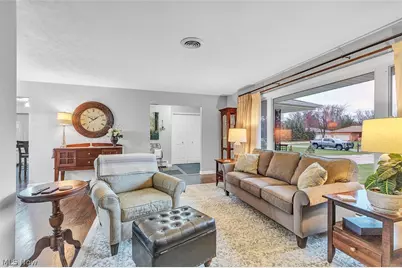 10152 Lynn Drive, North Royalton, OH 44133 - Photo 8