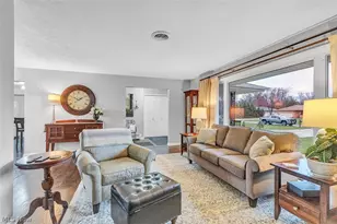 10152 Lynn Dr, North Royalton, OH 44133 - Photo 8