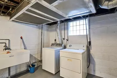 1153 Lily Street, Akron, OH 44301 - Photo 22