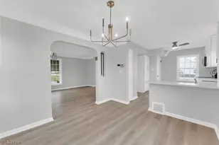7814 Bertha Ave, Parma, OH 44129 - Photo 4