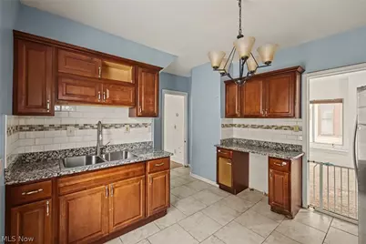 1474 Winchester Avenue, Oakwood, OH 44107 - Photo 8