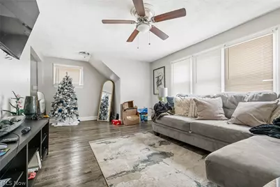 19830 Monterey Avenue, Euclid, OH 44119 - Photo 10