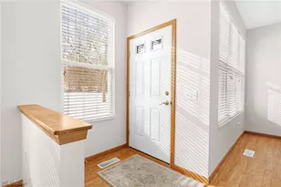 2195 Southampton Ln, Avon, OH 44011 - Photo 4