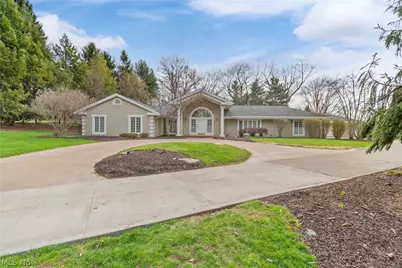 2520 Glenmont Road NW, Canton, OH 44708 - Photo 1