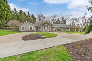 2520 Glenmont Rd NW, Canton, OH 44708 - Photo 1
