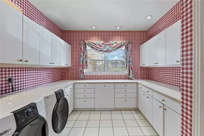 2520 Glenmont Road NW, Canton, OH 44708 - Photo 32