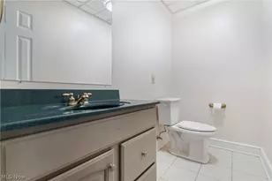 2520 Glenmont Rd NW, Canton, OH 44708 - Photo 40