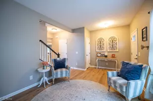 7674 Knollridge Ave NE, Canton, OH 44721 - Photo 4