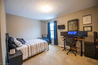 7674 Knollridge Avenue NE, Canton, OH 44721 - Photo 34