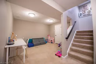 7674 Knollridge Ave NE, Canton, OH 44721 - Photo 36