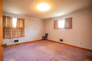 203 Clark Dr, Marietta, OH 45750 - Photo 14