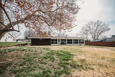 203 Clark Drive, Marietta, OH 45750 - Photo 4