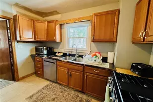 1051 W Main St, Ravenna, OH 44266 - Photo 10