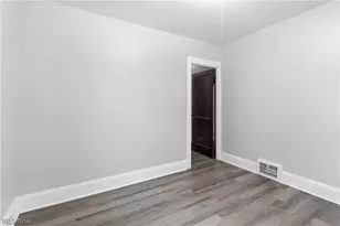 12812 Parkhill Ave, Loveland, OH 44120 - Photo 20