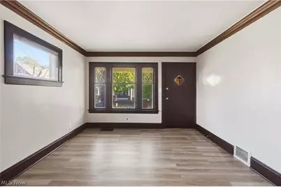 12812 Parkhill Avenue, Loveland, OH 44120 - Photo 10