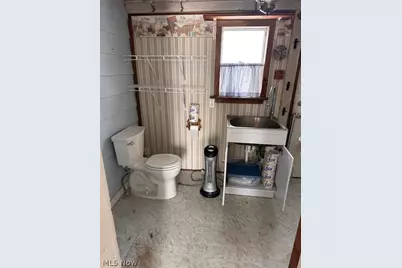 23 N State Street, Frazeysburg, OH 43822 - Photo 22