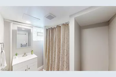 1940 Falls Avenue, Cuyahoga Falls, OH 44223 - Photo 24