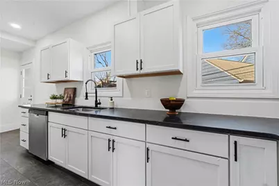 14605 S Woodland Road, Huber Heights, OH 44120 - Photo 2