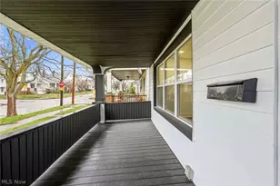 4169 W 50th St, Loveland, OH 44144 - Photo 2