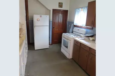 103 4th Street NW, Carrollton, OH 44615 - Photo 6