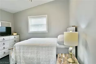 2401 Stewart Dr NW, Warren, OH 44485 - Photo 20