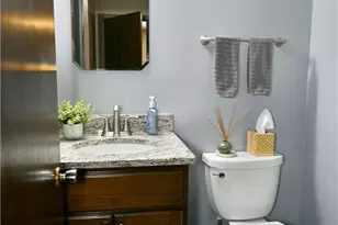 9271 Hillview Dr NE, Warren, OH 44484 - Photo 42