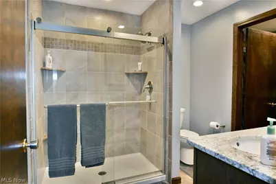 9271 Hillview Drive NE, Warren, OH 44484 - Photo 38