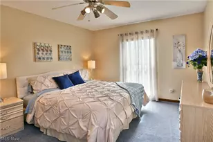 9271 Hillview Dr NE, Warren, OH 44484 - Photo 24