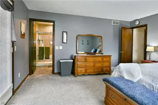 9271 Hillview Dr NE, Warren, OH 44484 - Photo 36