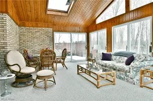 9271 Hillview Dr NE, Warren, OH 44484 - Photo 18