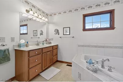 9265 Georgetown Street, Louisville, OH 44641 - Photo 48