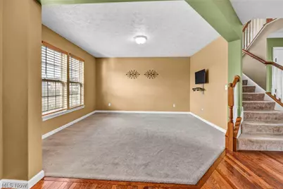 147 Stone Ridge Way, Berea, OH 44017 - Photo 4